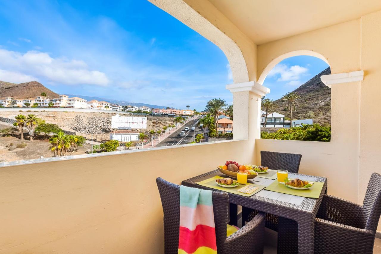 Panoramic 2 Bed Penthouse Daire Los Cristianos  Dış mekan fotoğraf