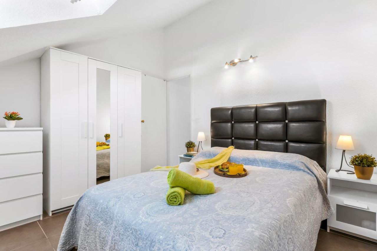 Panoramic 2 Bed Penthouse Daire Los Cristianos  Dış mekan fotoğraf