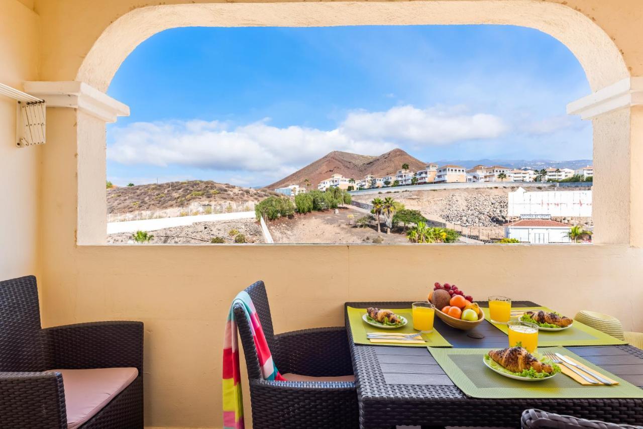 Panoramic 2 Bed Penthouse Daire Los Cristianos  Dış mekan fotoğraf